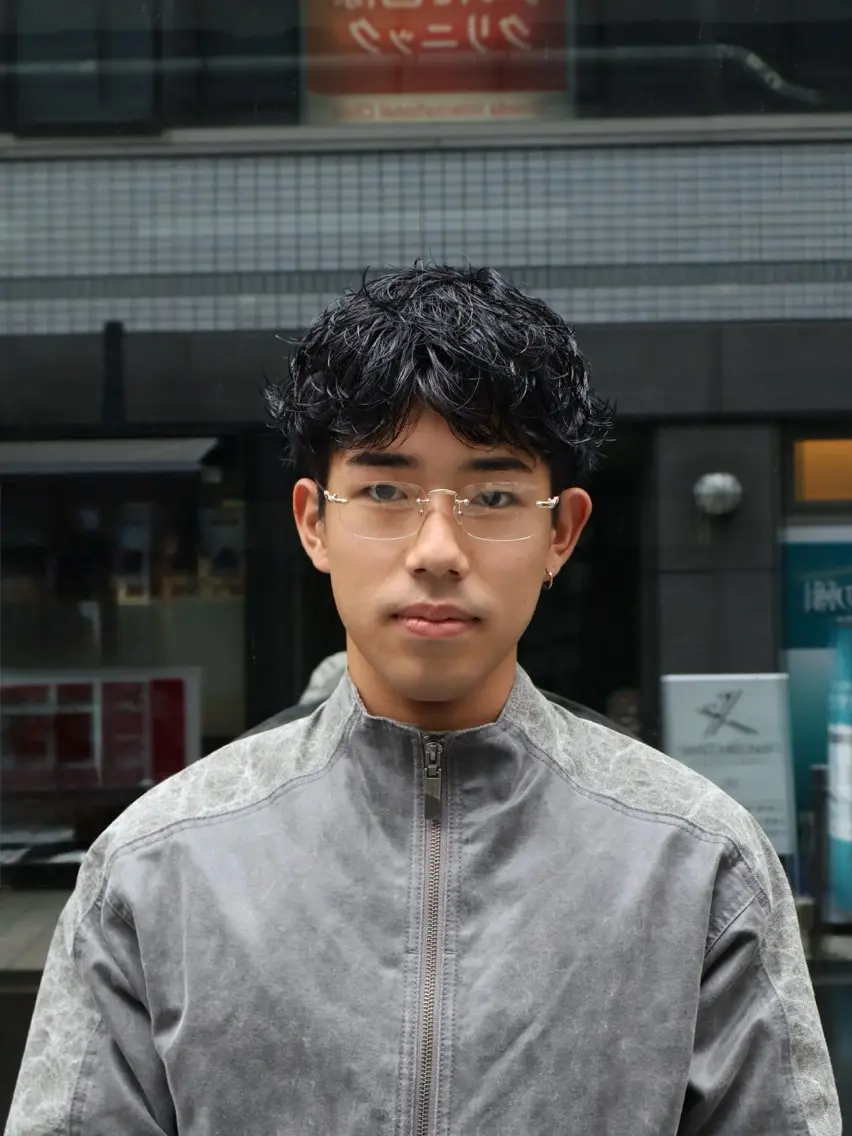 ショート パーマ メンズ カット パーマ SCENEbyRAD helmのヘアスタイル