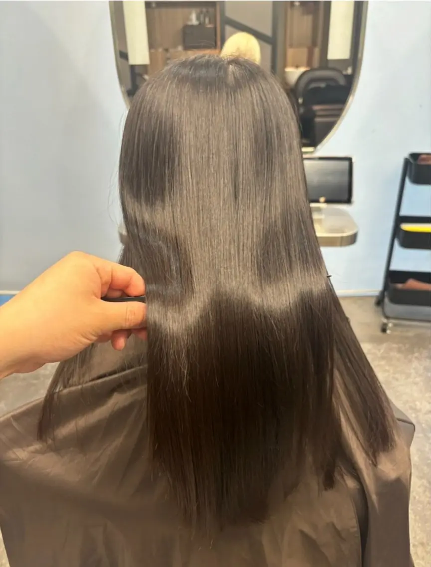 ロング カット 縮毛矯正 トリートメント 🍎縮毛矯正特化🍎 にしごおりのヘアスタイル