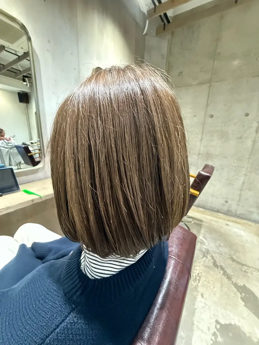 【迷ったらこれ🌿】イルミナカラー+小顔カット+ハホニコ3stepTR✨¥11000の写真