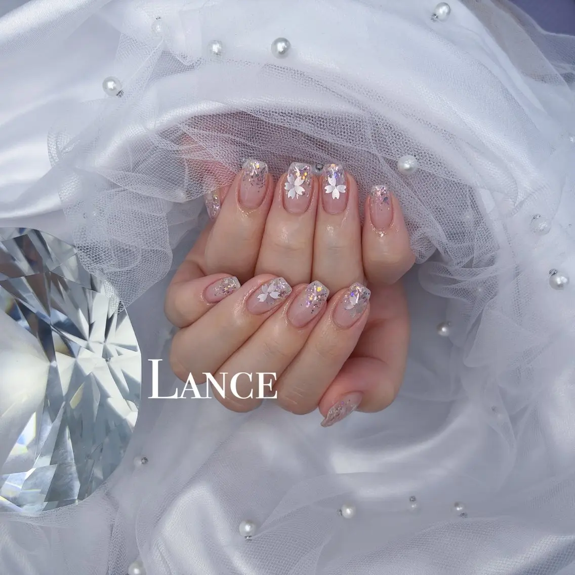 ネイル オーロラネイル ドット フットネイル 氷ネイル・うるうるネイル キラキラネイル ハンドネイル Lance nailのネイルデザイン