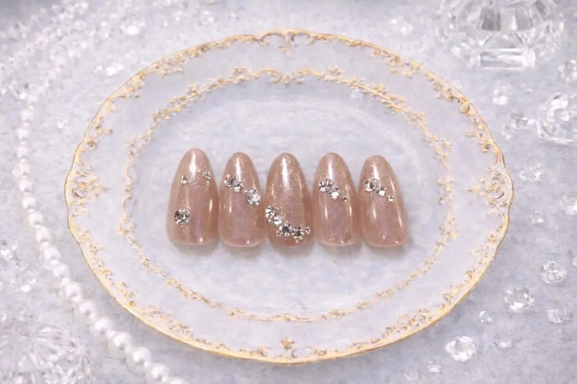 ネイル 天王寺rebest 💅nailのネイルデザイン