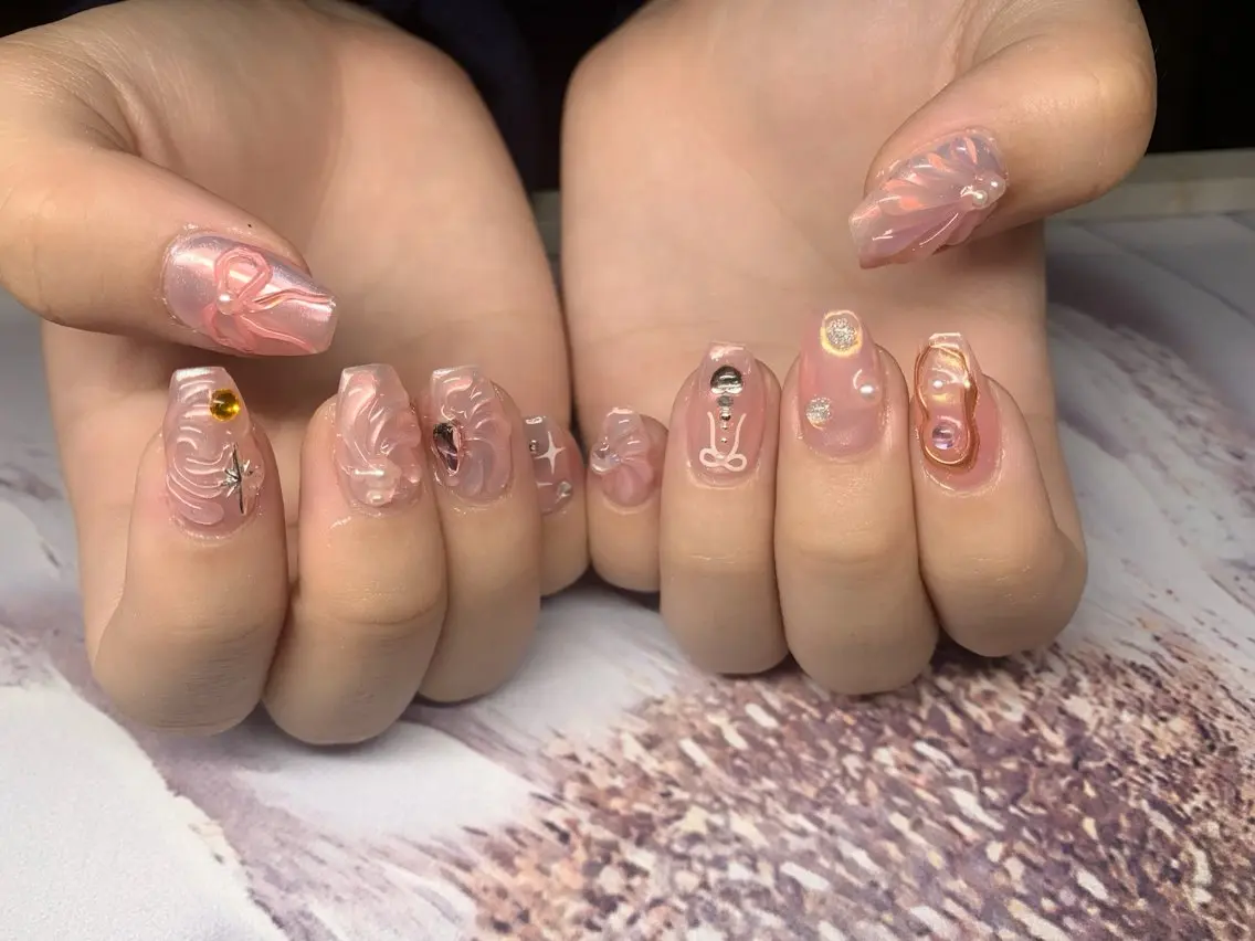 ネイル フレンチネイル ジェルネイル 韓国ネイル マグネットネイル マグネットフレンチ akina nailsのネイルデザイン