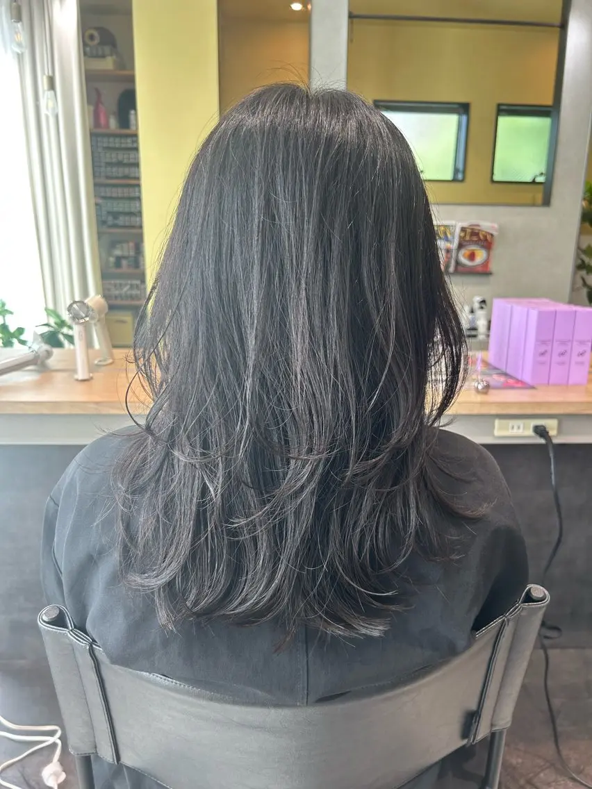 ロング レイヤーカット ウルフカット ウルフレイヤー カット トリートメント hubhair レイヤー/透明感のヘアスタイル
