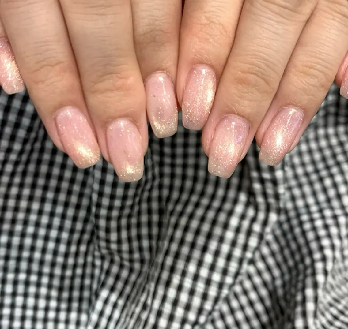 ネイル マグネットネイル ピンク nailAVANCE akariのネイルデザイン