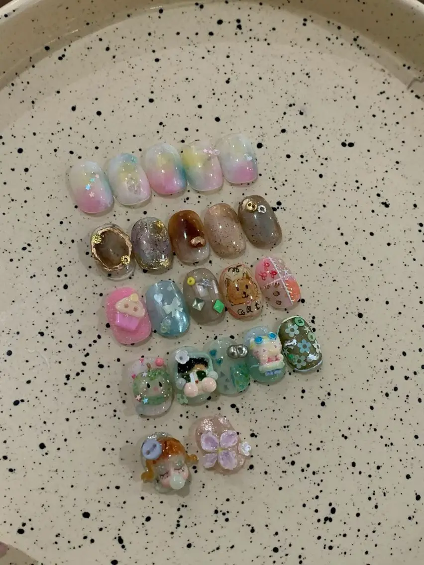 ネイル 長さ出し 持ち込み ストーンネイル ハンドネイル dodo1 nailのネイルデザイン