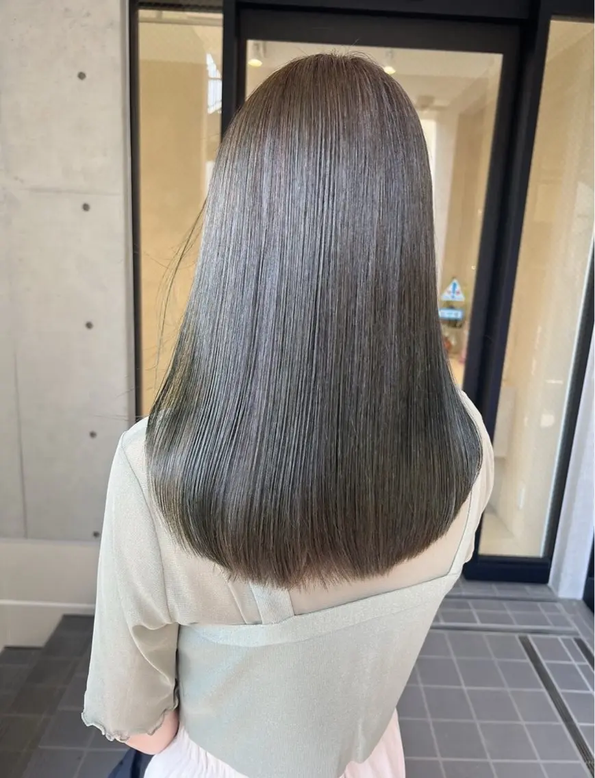 カラー ブリーチ 透明感カラー ダブルカラー ブリーチなしカラー オリーブカラー ヘアカラー ブリーチなし/カラー 専門店ASOBIのヘアスタイル