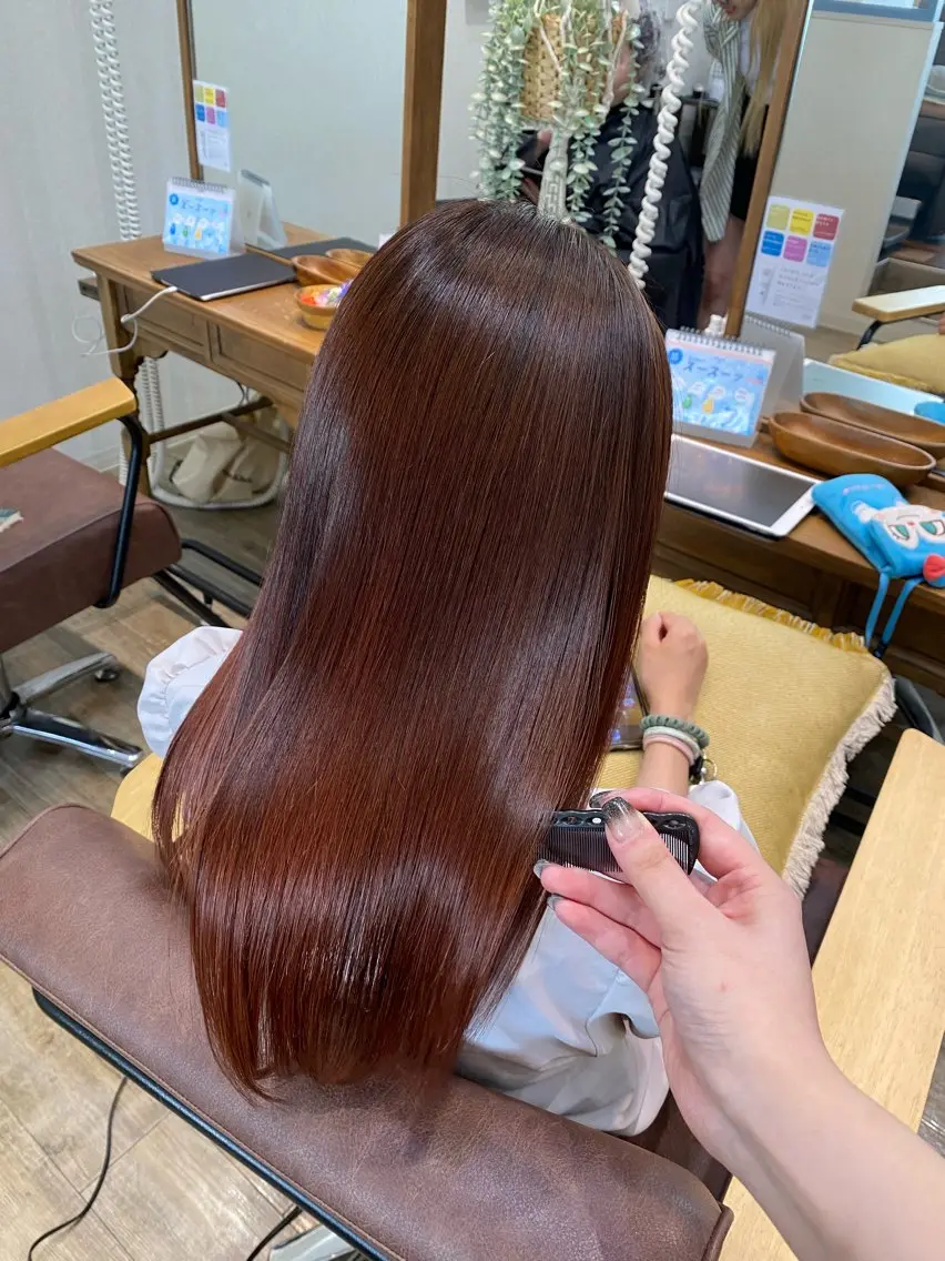 ロング ピンクブラウン 縮毛矯正 N°+aero 😊れいか😊のヘアスタイル