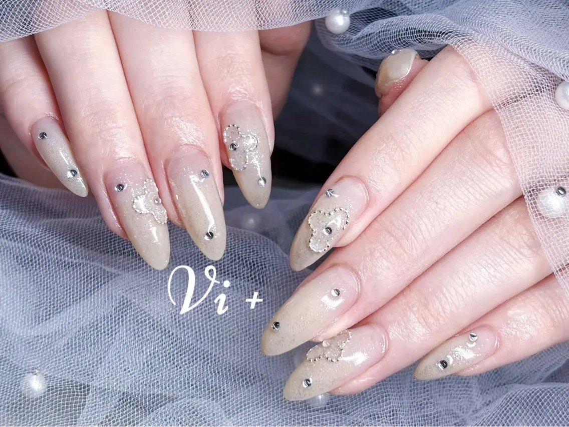 ネイル ハンドネイル ✨Nailsalon Vi+✨のネイルデザイン