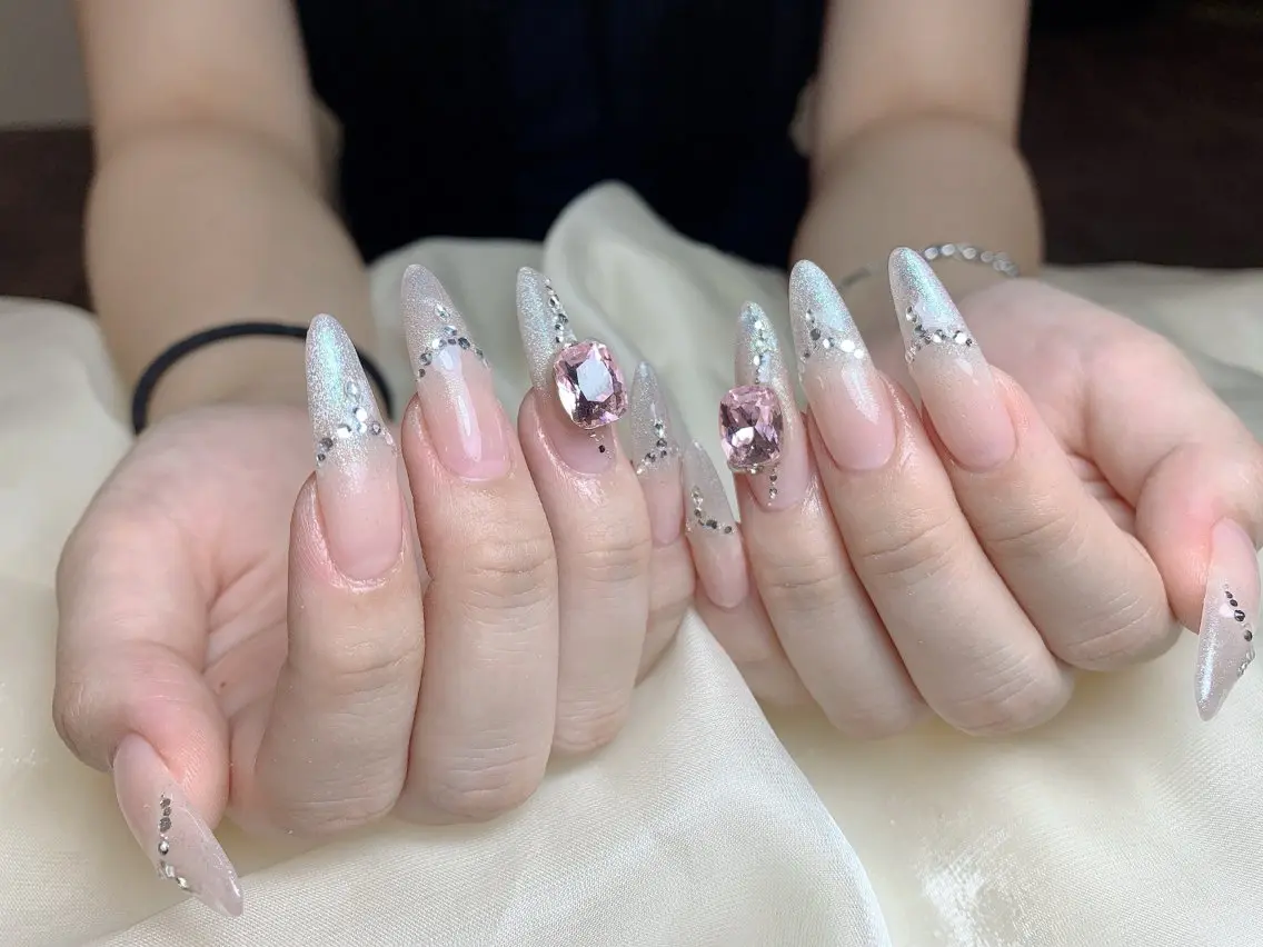 ネイル Nail salon EN🎀のネイルデザイン