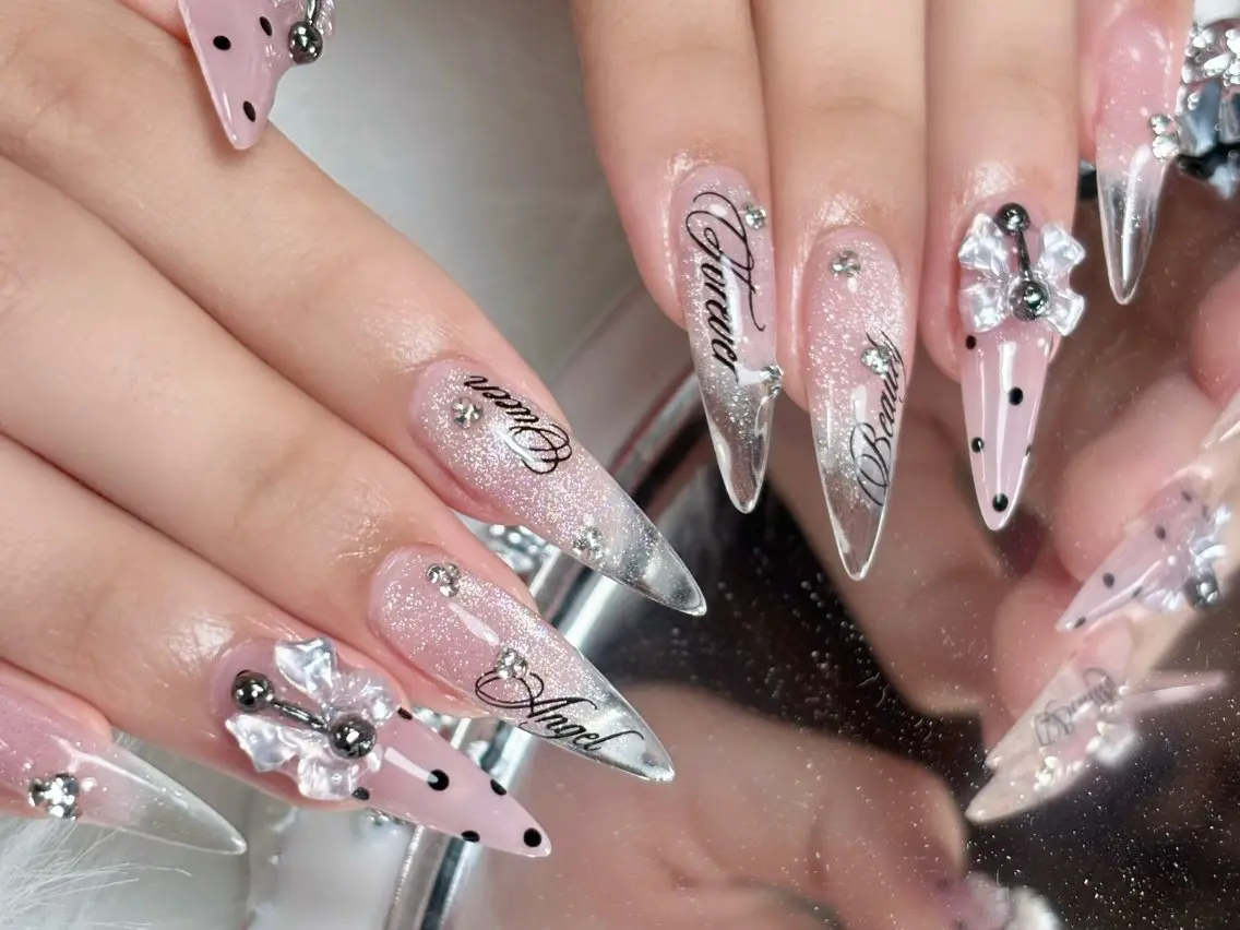 ネイル 長さ出し ロングネイル スカルプネイル スーパーロングネイル ハンドネイル Sully Nail Labのネイルデザイン