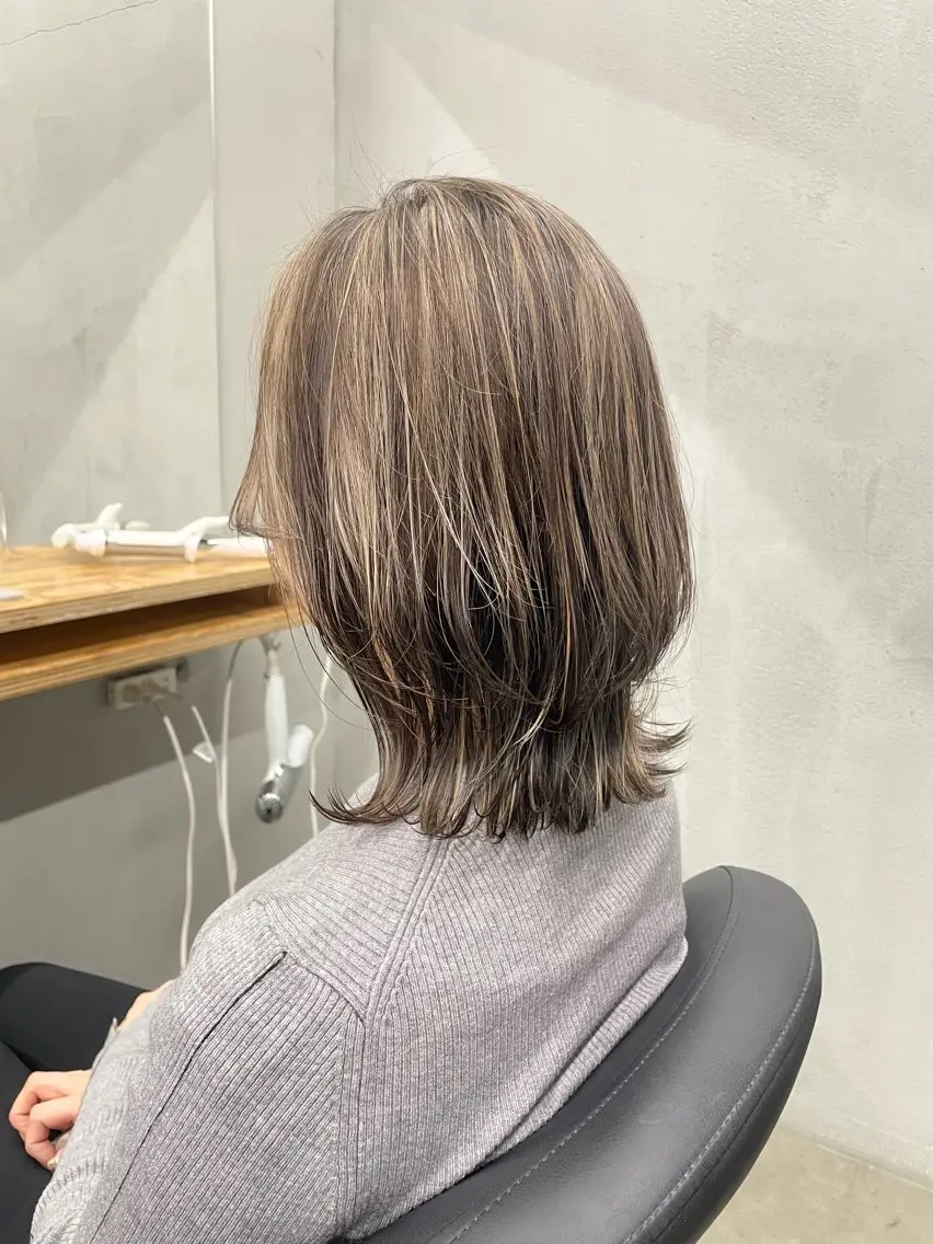 ミディアム カット ヘアカラー トリートメント ひより /novusのヘアスタイル