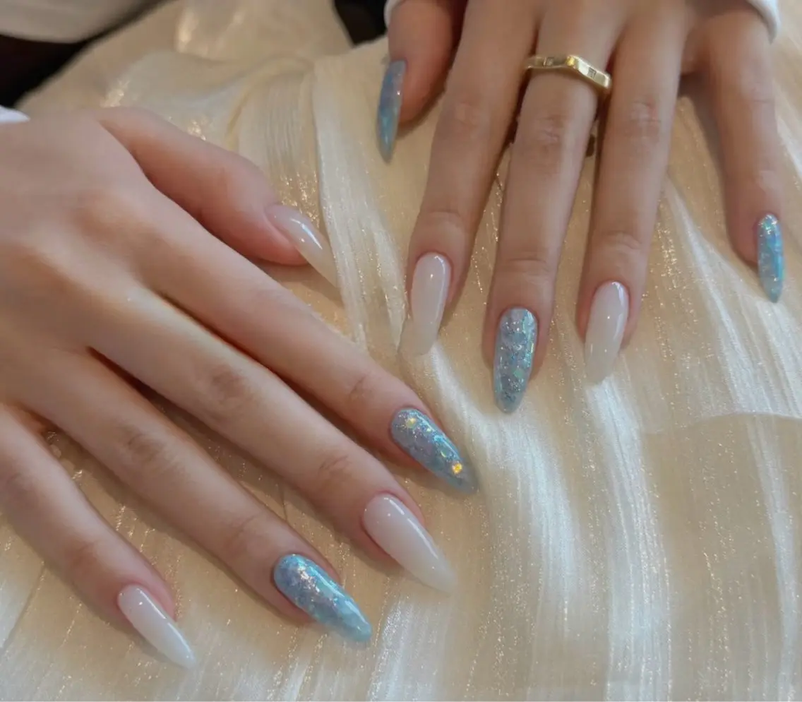 ネイル オーロラネイル べっ甲ネイル チークネイル 成人式 長さ出し ハンドネイル ハンドケア For you. Nail Salonのネイルデザイン