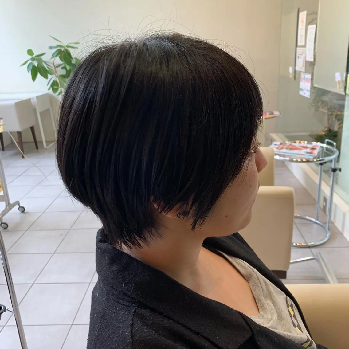 ショート 金村 綾芽のヘアスタイル