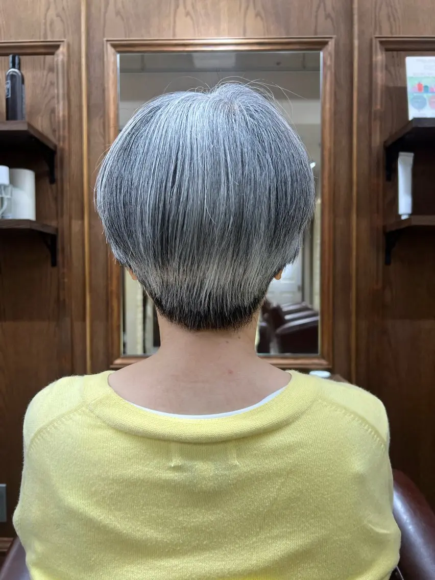 ショート 美髪矯正/艶髪 CLUTCH田中海琴のヘアスタイル