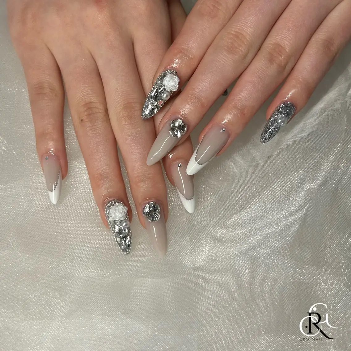 ロング ハンドネイル 美フォルムスカルプ✨ RENAのネイルデザイン