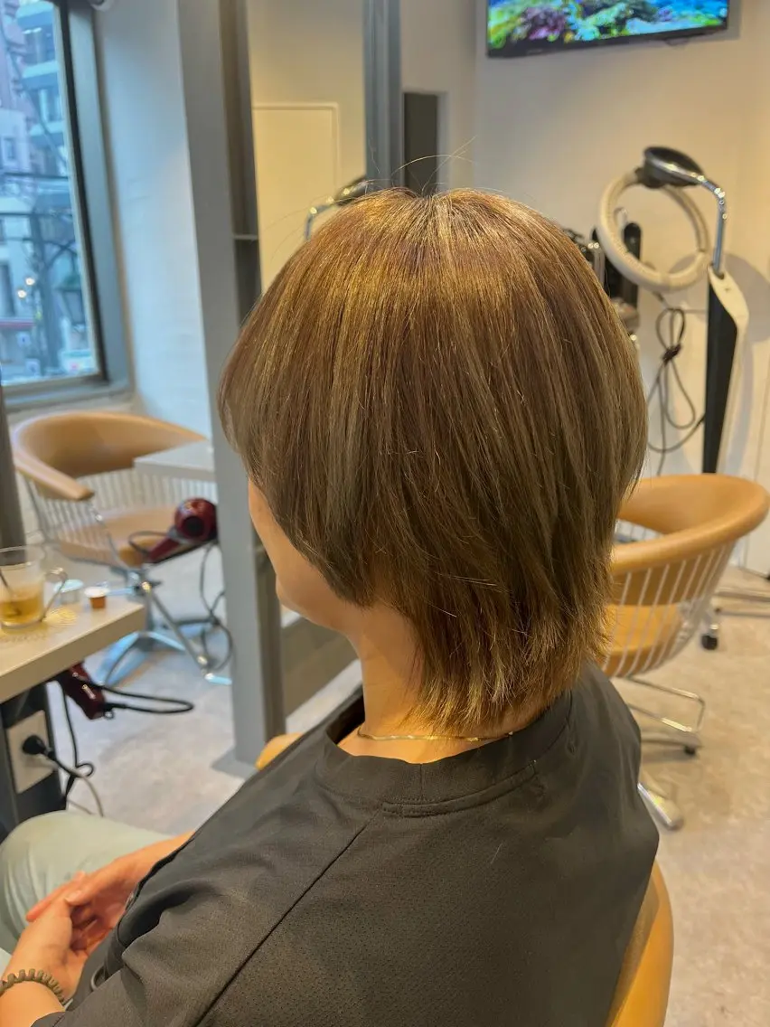 ミディアム カラー カット ヘアカラー 縮毛矯正 うしだ かおるのヘアスタイル