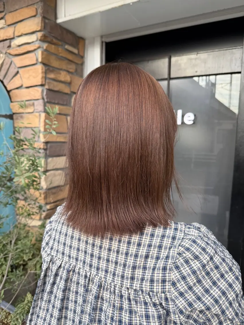 ミディアム カラー ブリーチ ブラウンカラー ブリーチなしカラー カット ヘアカラー トリートメント 透明感カラー/パーマ 🌀アオノのヘアスタイル