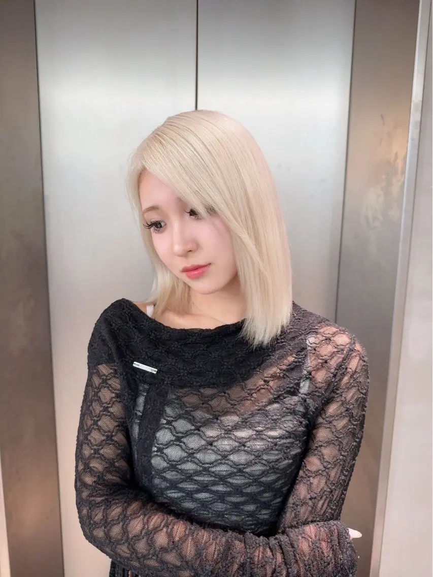 カラー ベージュカラー 透明感カラー ハイトーンカラー ミルクティーベージュ ヘアカラー トリートメント ヘッドスパ Rio /ハイトーン /艶カラーのヘアスタイル