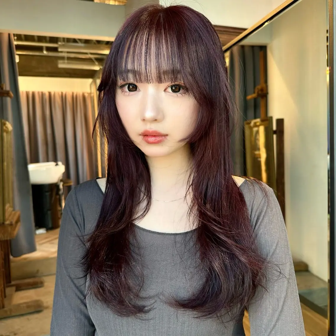 ロング カラー ブリーチ ブリーチなしカラー レッドカラー 顔まわりレイヤー レイヤーカット ﾌﾞﾚｲｽﾞ˚✧₊⁎ ﾚｲﾔｰToriのヘアスタイル