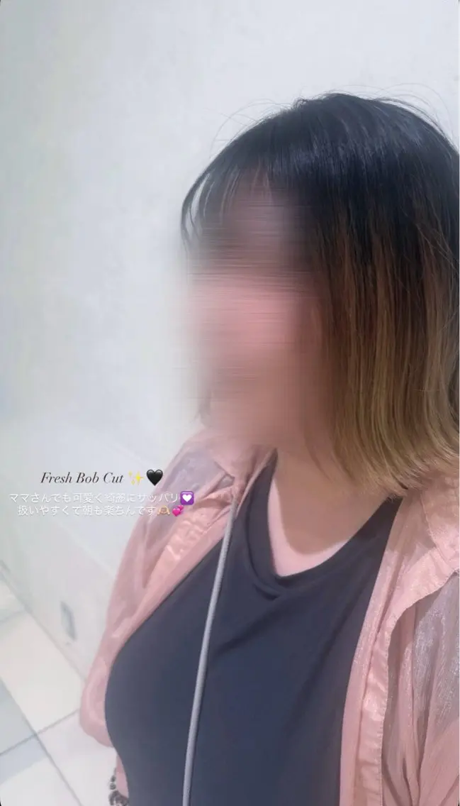 ショート カット トリートメント 川村 百々華のヘアスタイル
