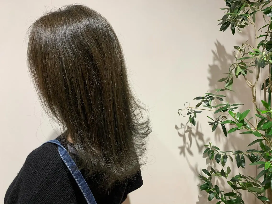 ミディアム カラー ベージュカラー オリーブベージュ DISCOHAIR 海老名店池田真聖のヘアスタイル