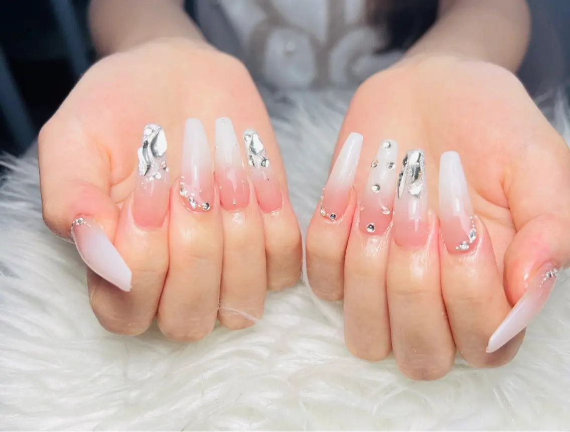 ネイル ハンドネイル Anmi Nailsのネイルデザイン