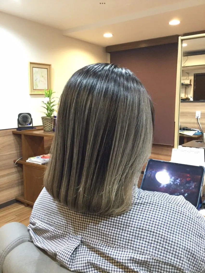 ミディアム Annon プライベートサロンのヘアスタイル