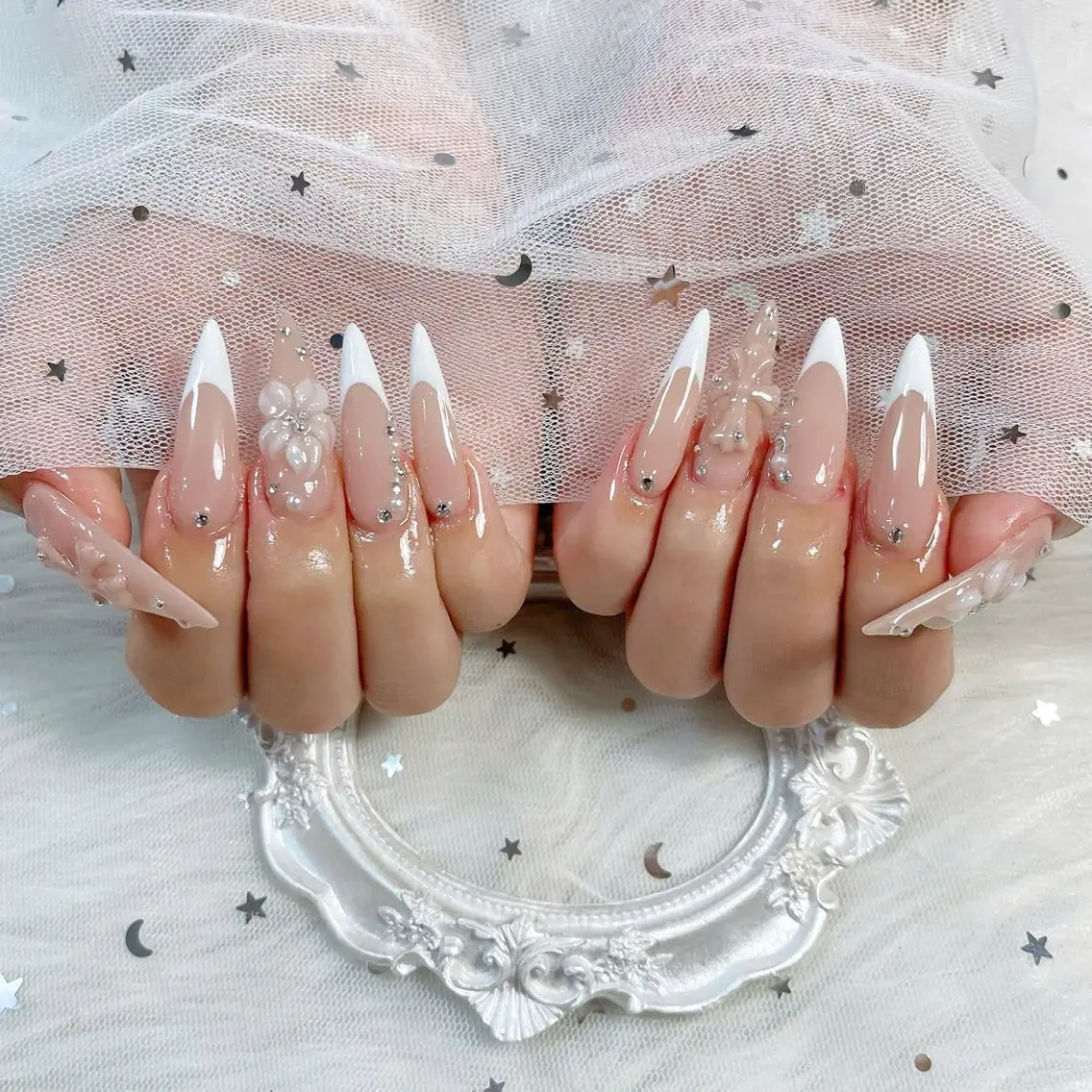 ネイル チークネイル ドット 長さ出し フットネイル フレンチネイル ハンドネイル Hana Nail Salonのネイルデザイン