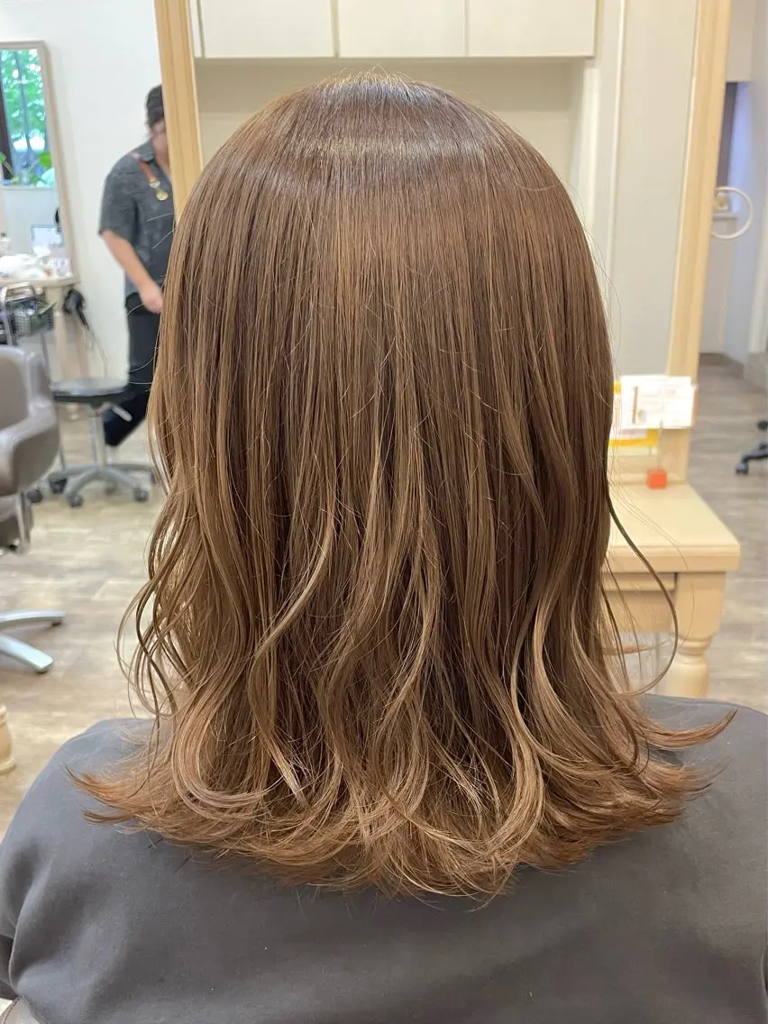 ミディアム カラー ベージュカラー ミルクティーベージュ メンズパーマ🌀/ 中村郁未のヘアスタイル