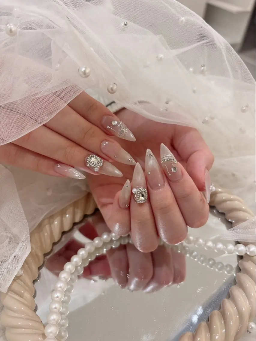 ネイル EMANON nailistのネイルデザイン