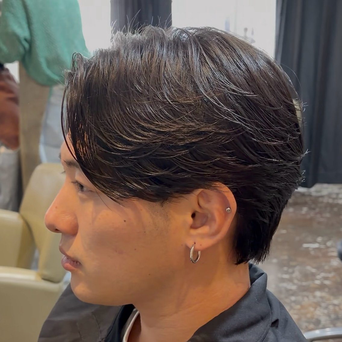 パーマ メンズ フェザーパーマ メンズパーマ メンズ特化型美容師・ タカハシ ヒロヤのヘアスタイル