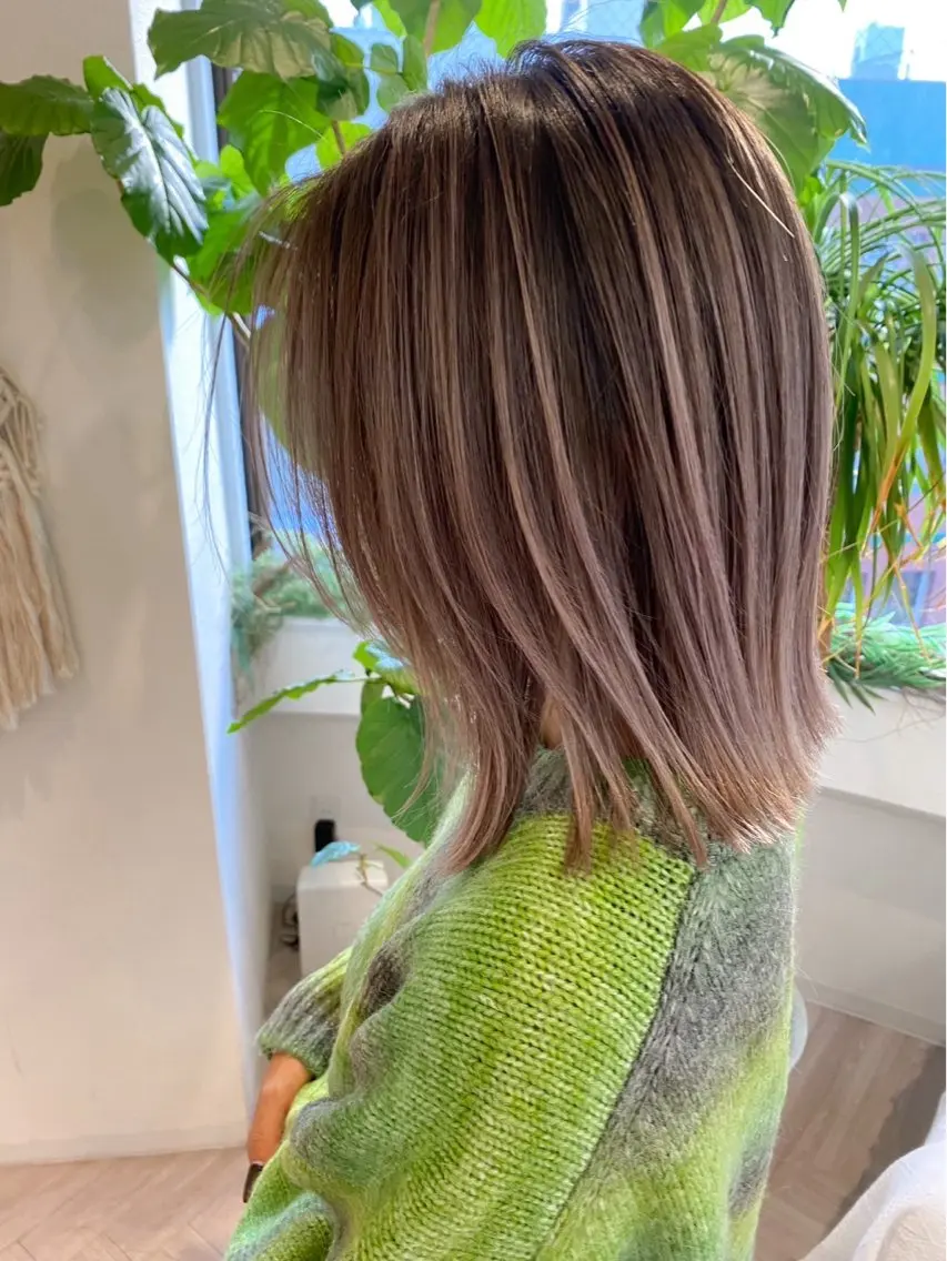 ミディアム め みのヘアスタイル