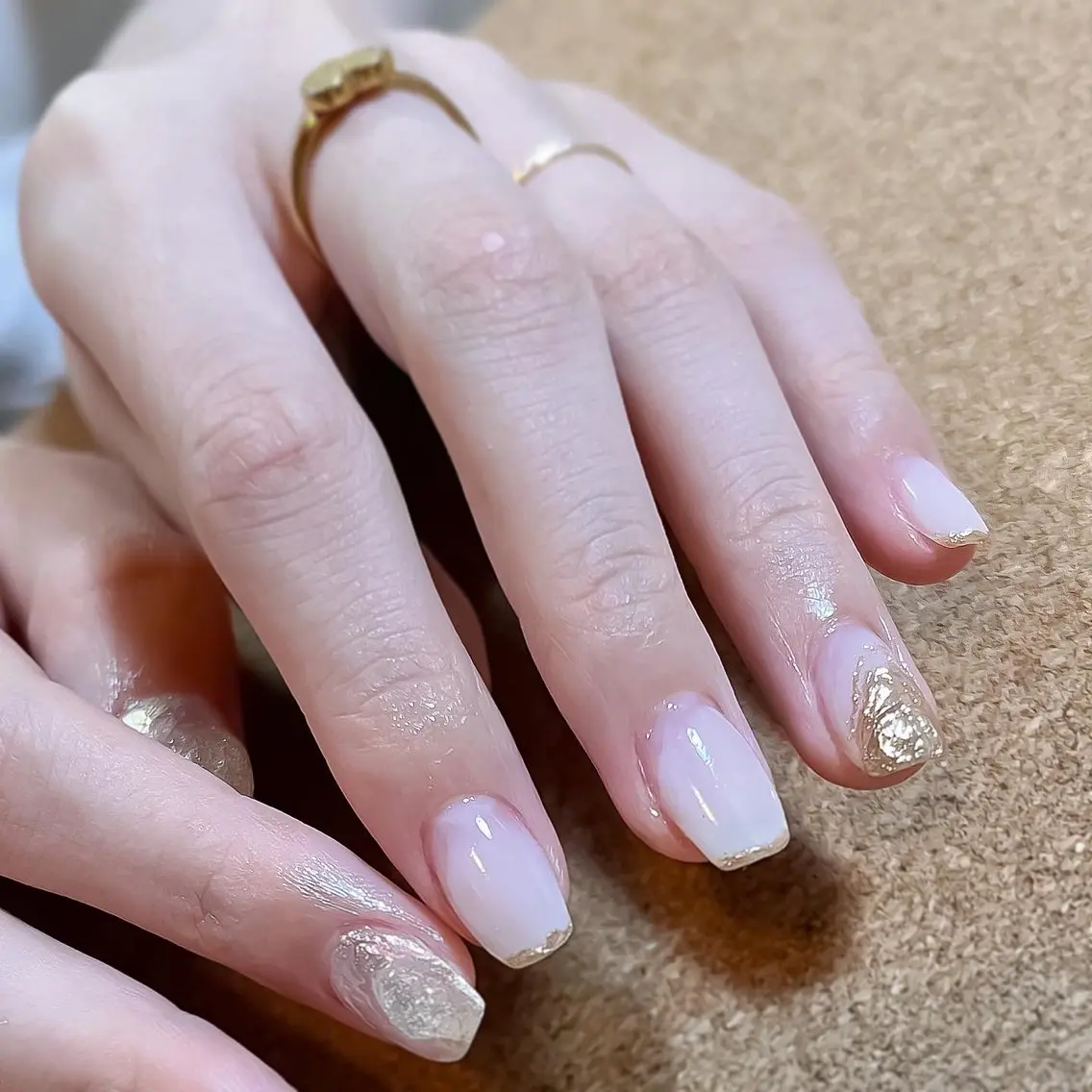ネイル ゴールド ミラーネイル ニュアンスネイル シルバー 夏ネイル ハンドネイル pointillé .ayaのネイルデザイン