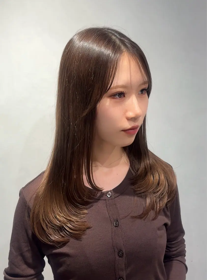 ロング ロングレイヤー レイヤーカット ロング カット 彩華 🎀 西梅田美容室のヘアスタイル