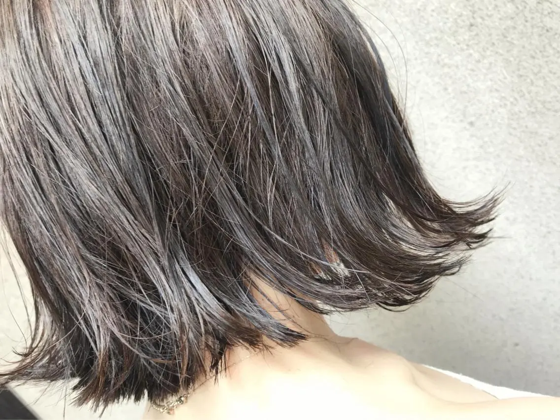 ショート カラー ベージュカラー ブリーチ 透明感カラー ブリーチなしカラー カット ヘアカラー トリートメント vato バトのヘアスタイル