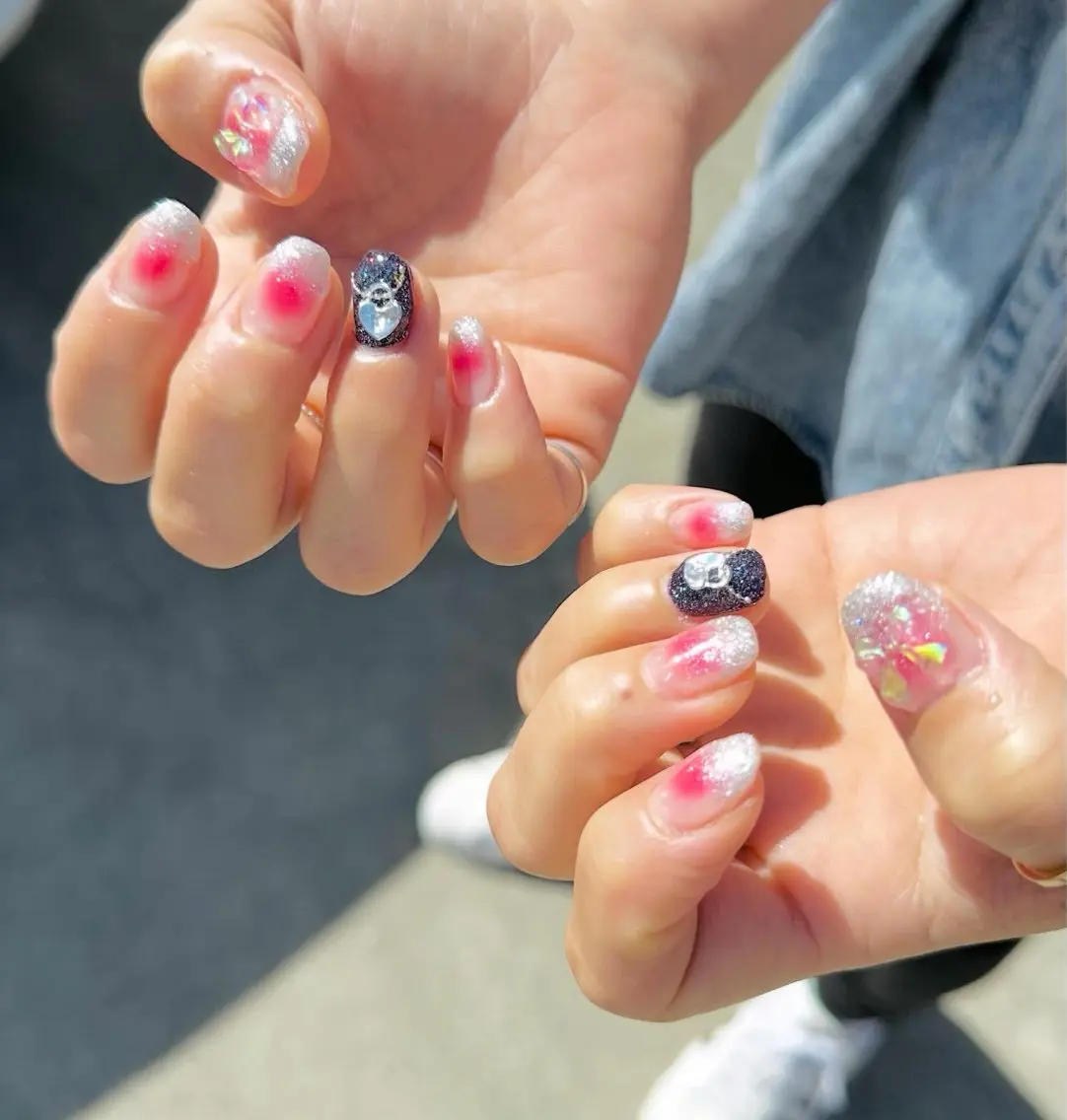 ネイル チークネイル リボン ワンホンネイル ハンドネイル 田端 笑理菜のネイルデザイン
