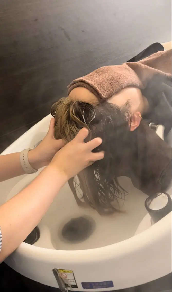 艶髪 黄金比みくのヘアスタイル