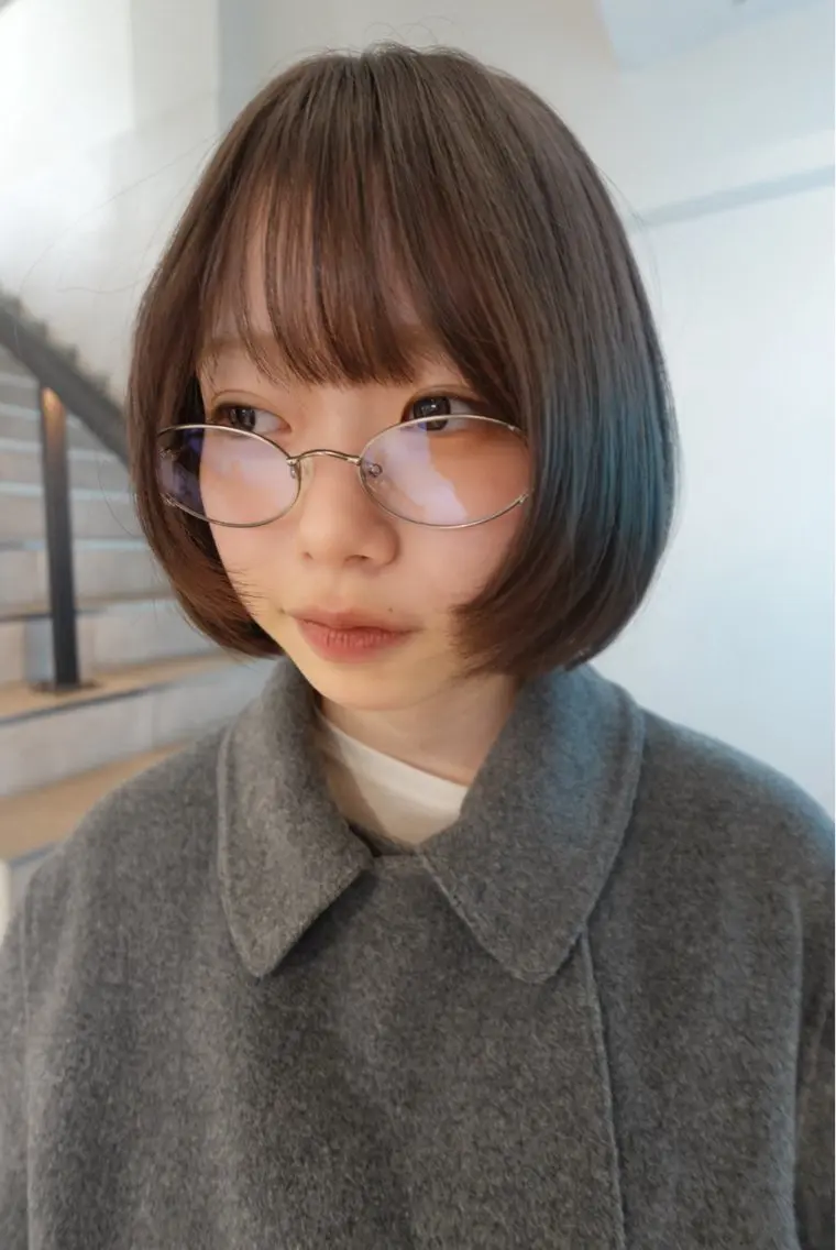 カラー ハイトーン/デザイン ハッシュカット/セナのヘアスタイル