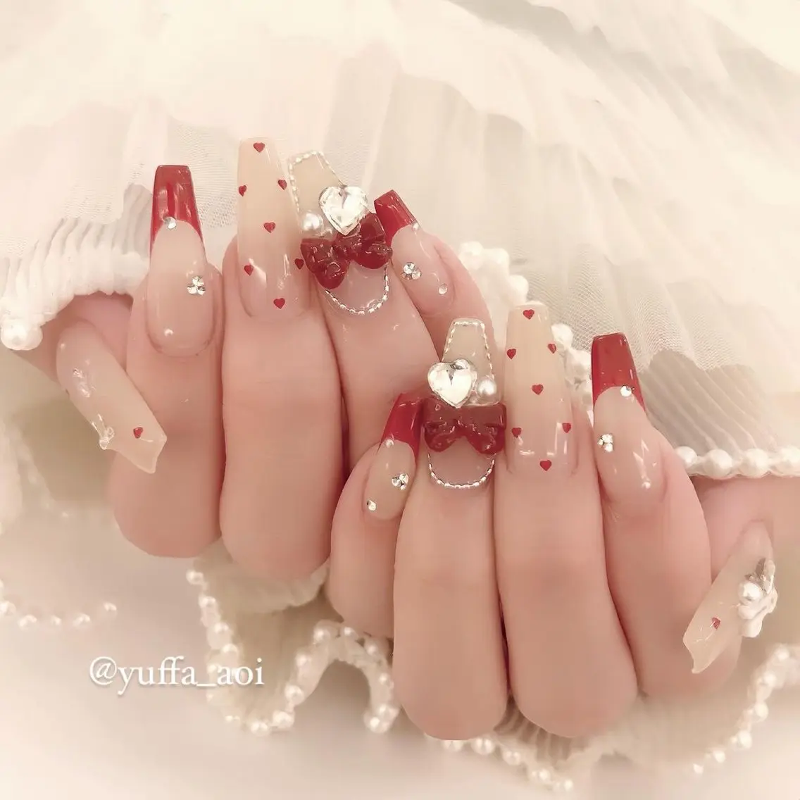 ネイル グラデーション ラメ(グリッター) マグネットネイル ミラーネイル ニュアンスネイル ハンドネイル Lumi de nailsのネイルデザイン