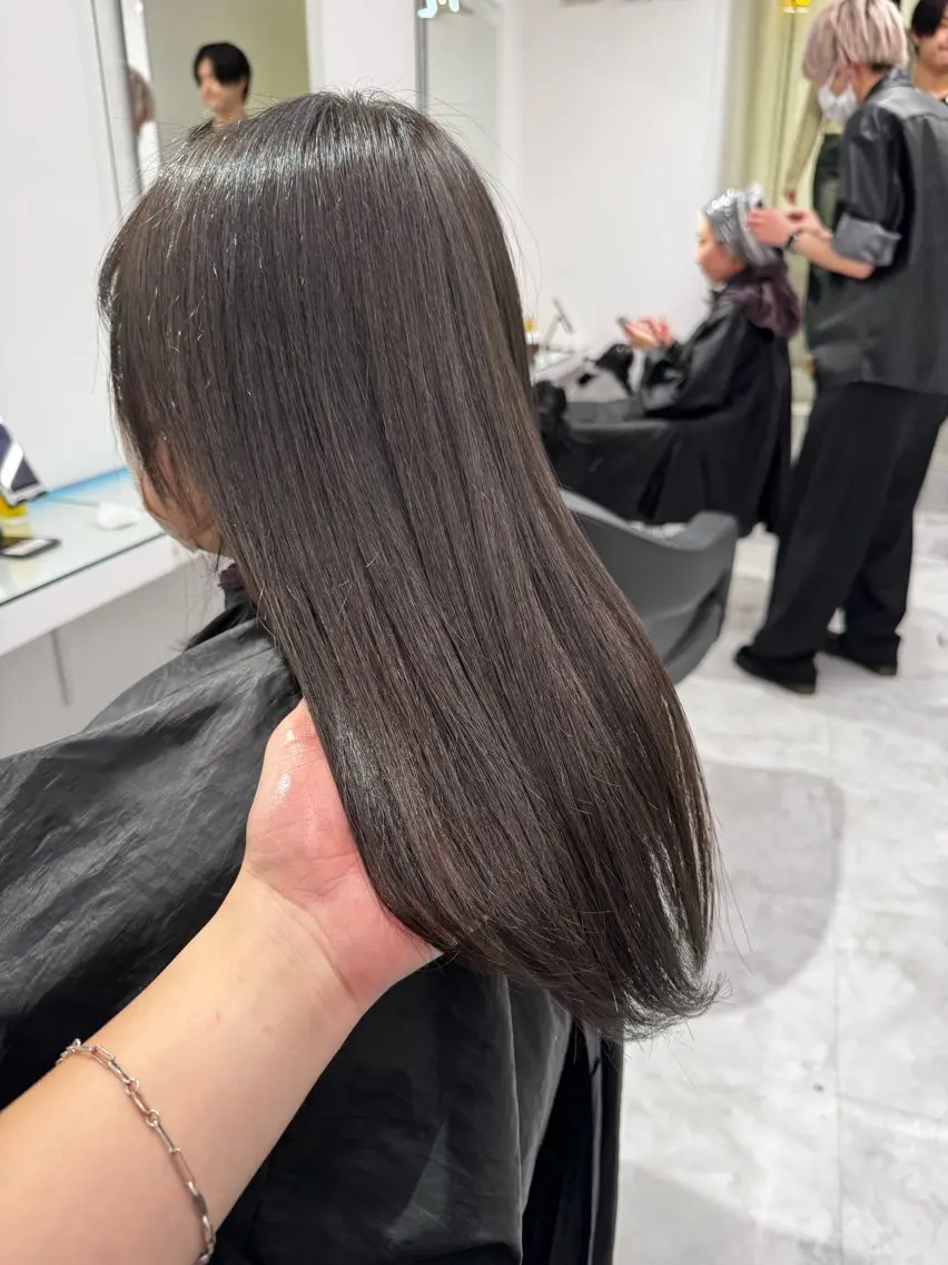 ロング カラー ヘアアレンジ 透け上品ハイトーン 職人ゆうと🤍のヘアスタイル
