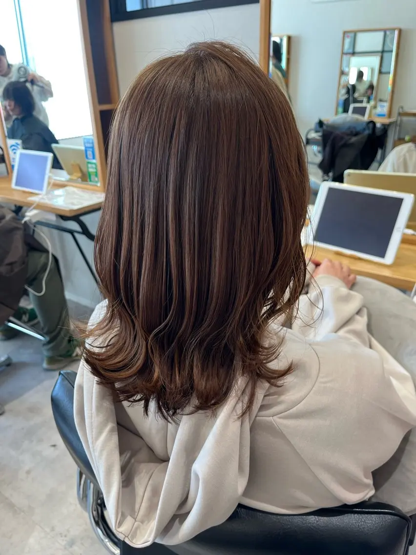 ミディアム うる艶カラー asukaのヘアスタイル