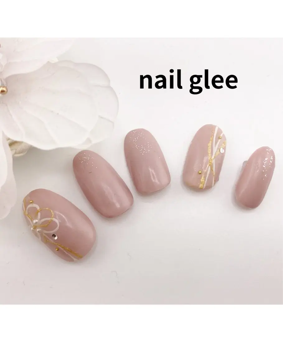 ネイル ハンドネイル RISA nail gleeのネイルデザイン