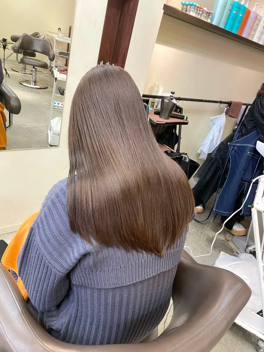 ロング カラー 透明感カラー グレージュ ウチダ ユウヤのヘアスタイル