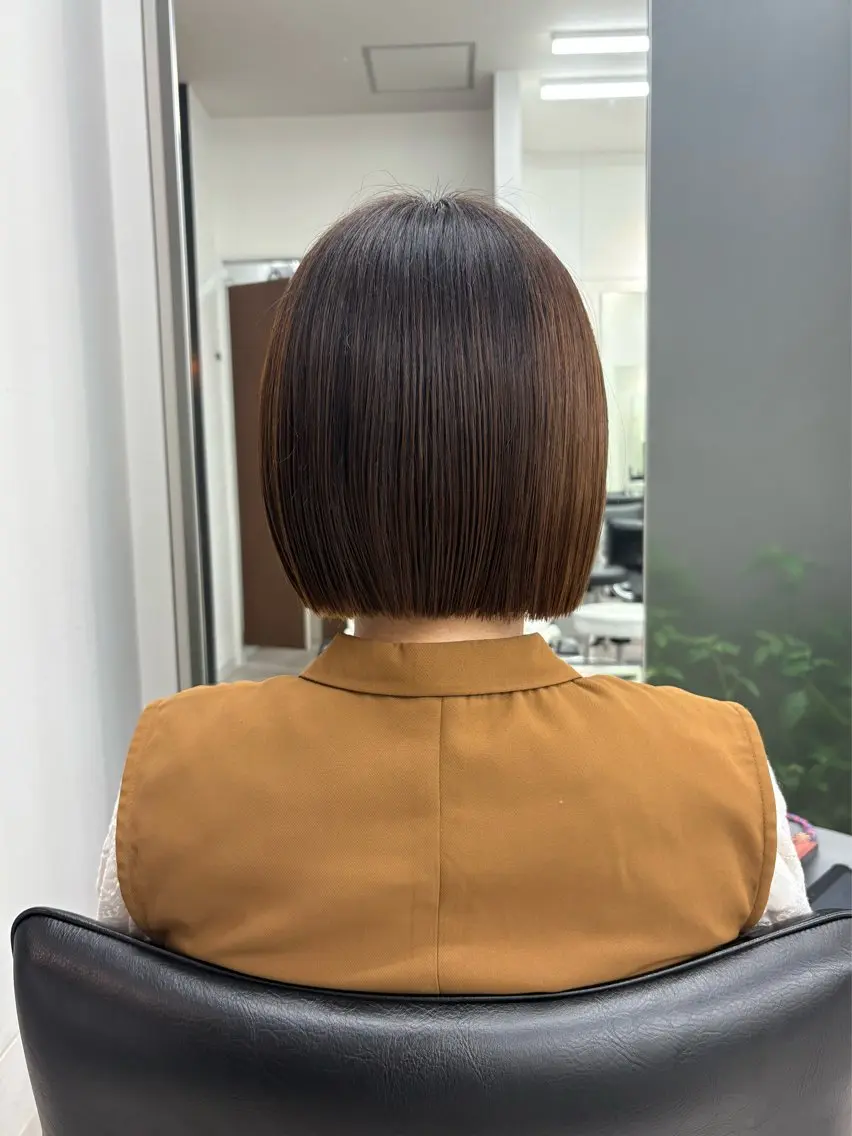 ミディアム 冨高 桃花のヘアスタイル