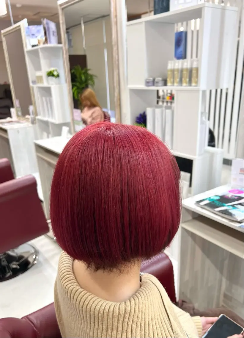 ショート カラー レッドカラー KEN 🌟のヘアスタイル