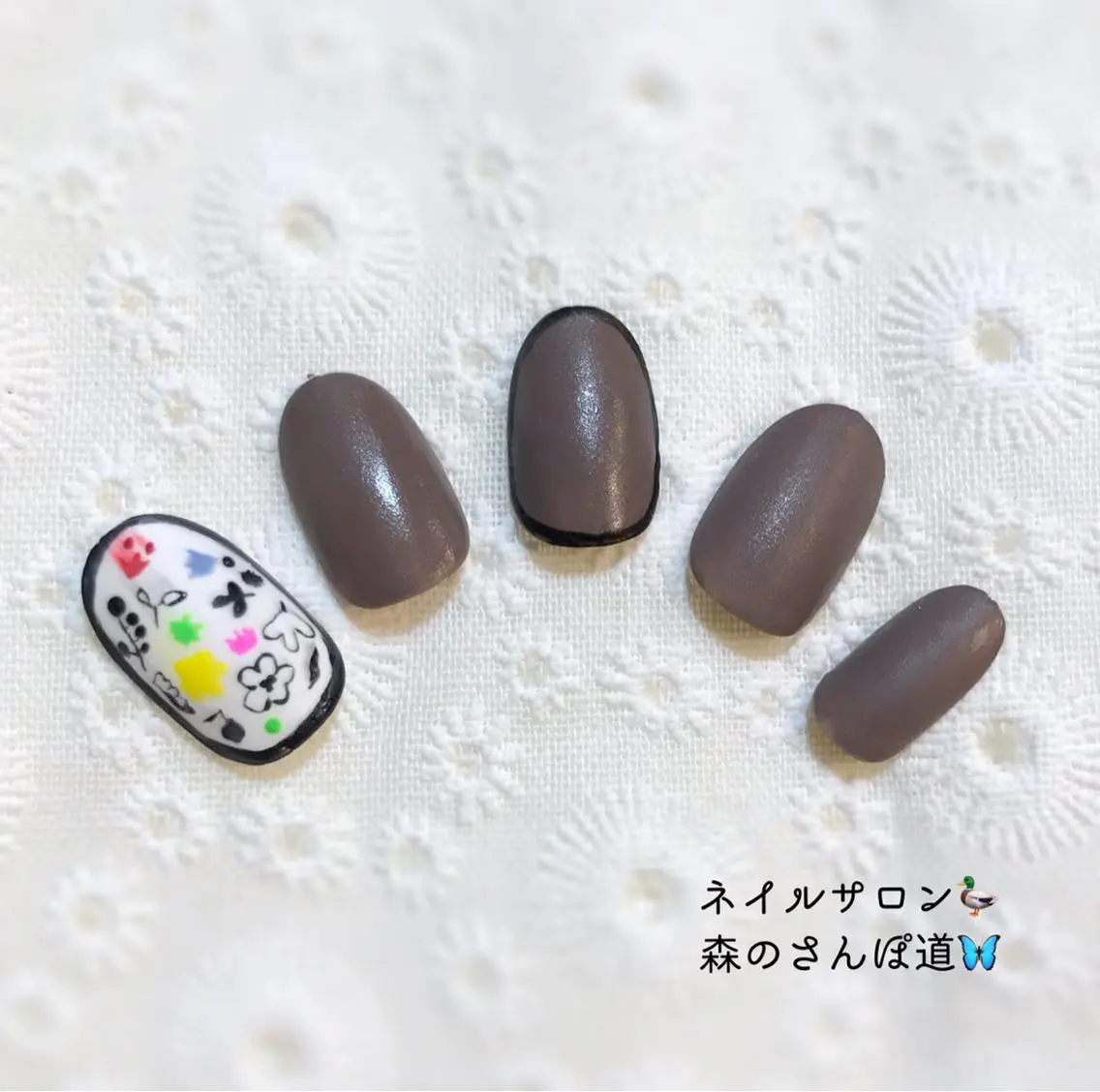 ネイル ハンドネイル ショートネイル 森のさんぽ道のネイルデザイン