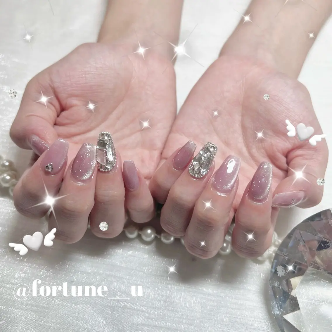 ネイル チークネイル ガーリー 韓国ネイル 水色 持ち込み ハンドネイル 💜6/19空✩.* Yuuna💜のネイルデザイン