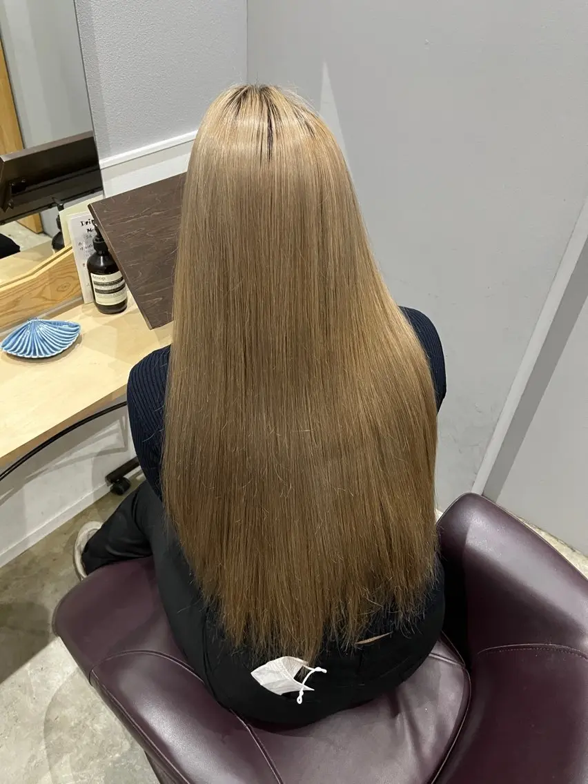 ロング トリートメント miloc naha ナナカのヘアスタイル