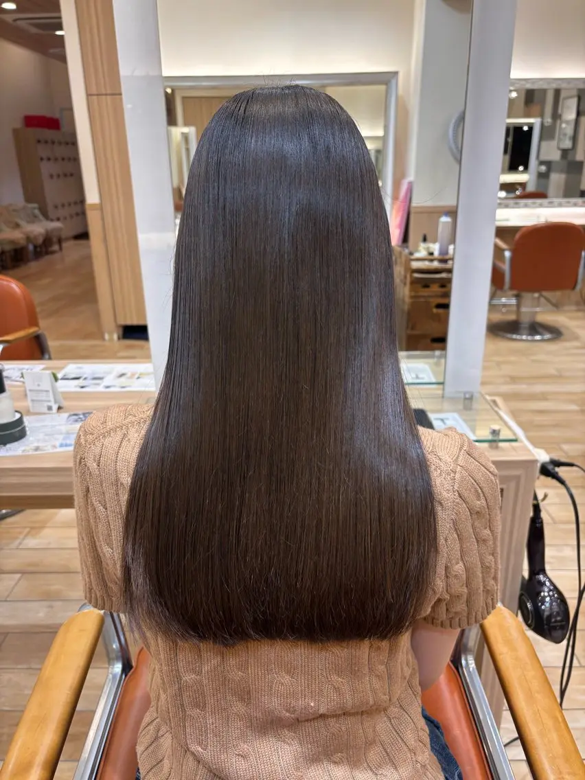 ミディアム 平久保 唯那のヘアスタイル