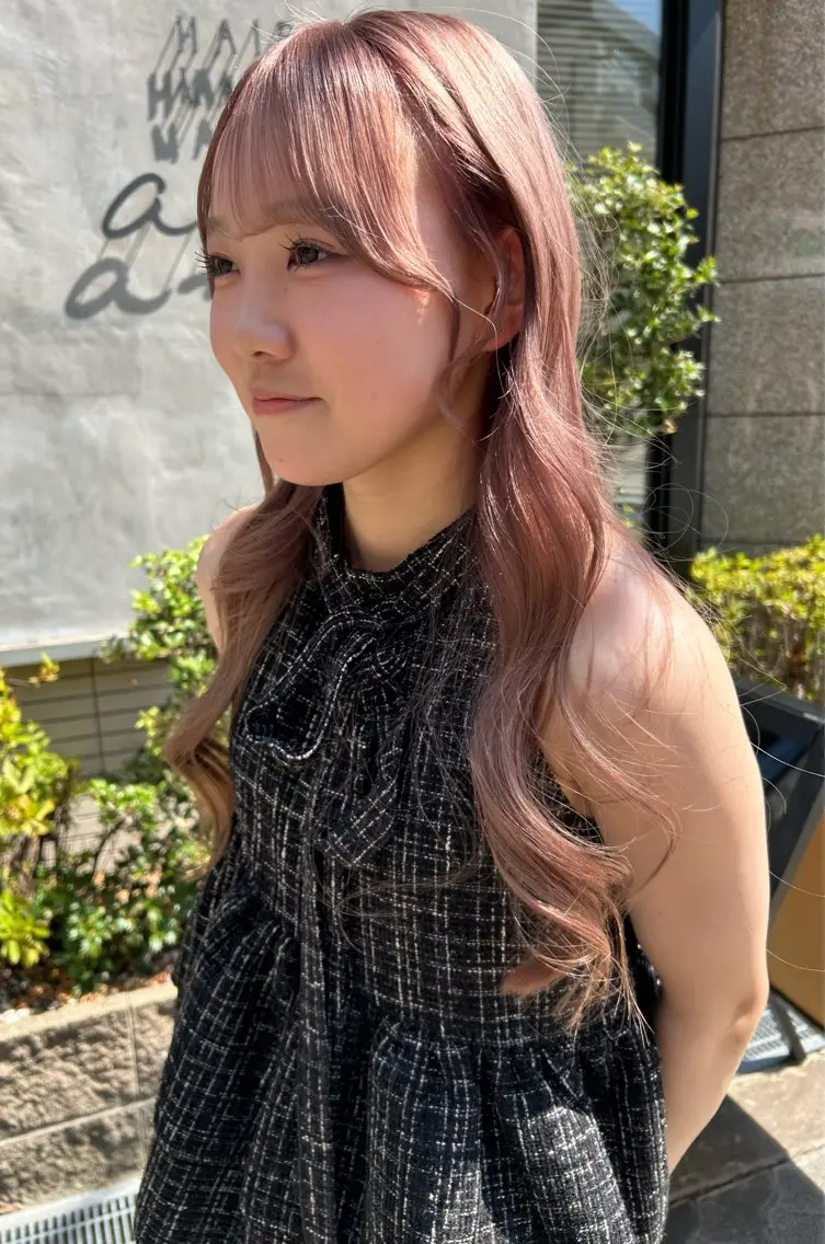 ロング カラー ブリーチ ダブルカラー 似合わせカット 安達 咲のヘアスタイル